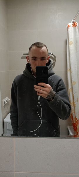  ,   Denis, 25 ,   ,   