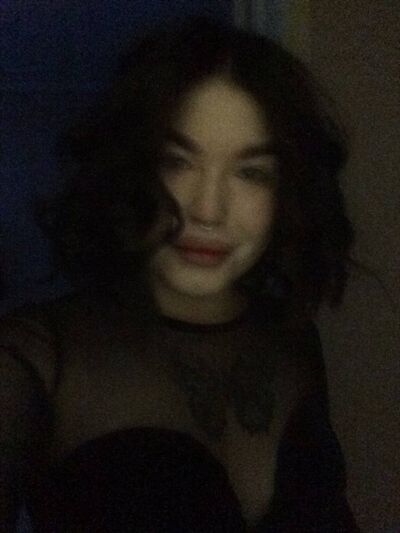  ,   Karina, 22 ,   ,   