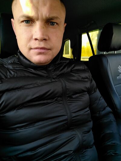  ,   Anton, 33 ,   ,   