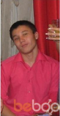  ,   Oskar, 33 ,   , 