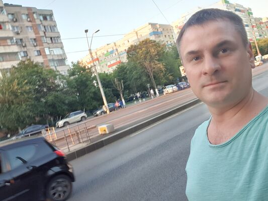  ,   Dmitro, 40 ,   ,   