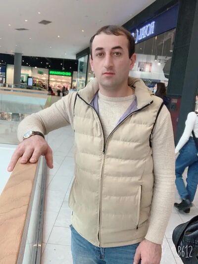  ,   Sharip, 38 ,   ,   