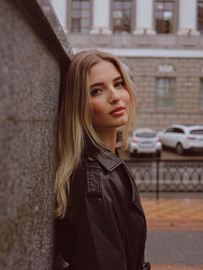  --,   , 21 ,     , c 