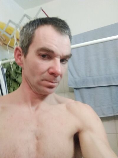  ,   Robert, 48 ,   ,   , c 