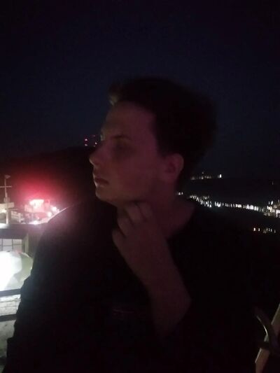  --,   Alexey, 25 ,   ,   