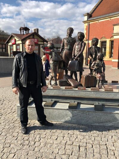  ,   Zaur, 47 ,     , c 