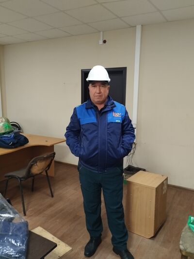  ,   Xamdam, 48 ,     , c 