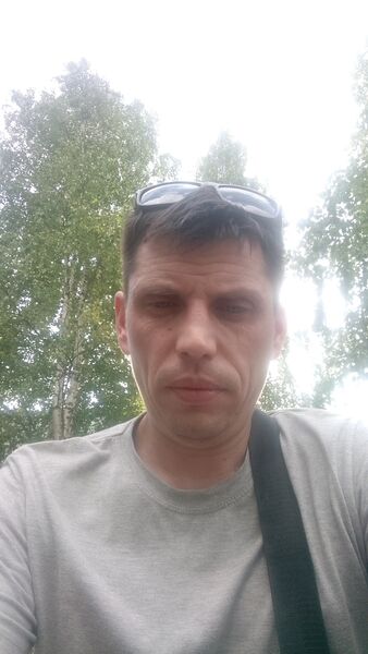  ,   Sergej, 40 ,   ,   