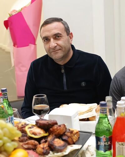  ,   Arman, 45 ,   ,   