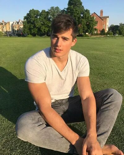  ,   Aleksey, 21 ,   ,   