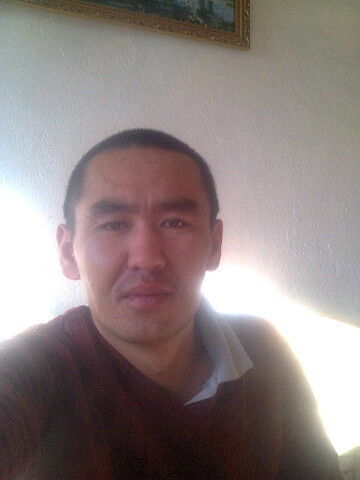  ,   Urmat, 38 ,   ,   , c 
