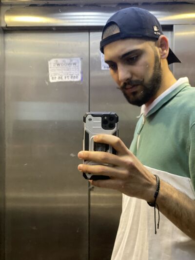  ,   George, 27 ,   ,   