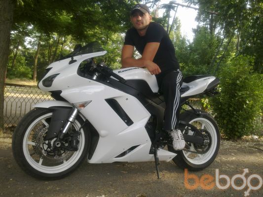  ,   Artur, 42 ,   ,   , c 