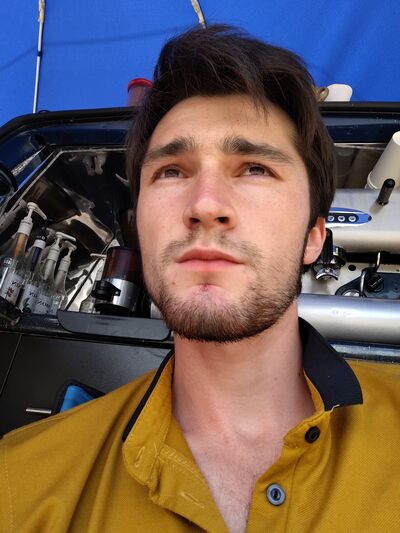  ,   Ruslan, 24 ,   ,   , c , 