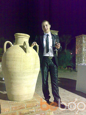  ,   ERIK, 42 ,   