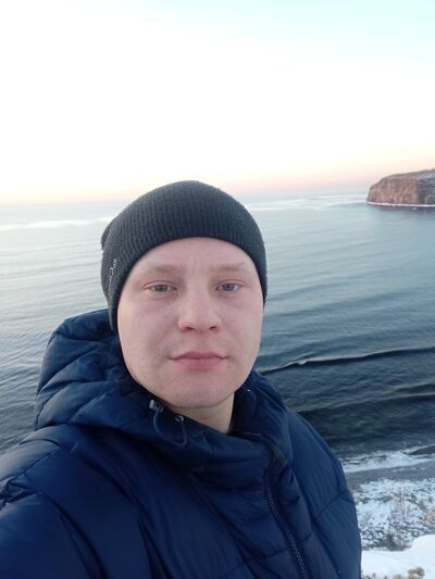  ,   Viktor, 32 ,   ,   , c , 