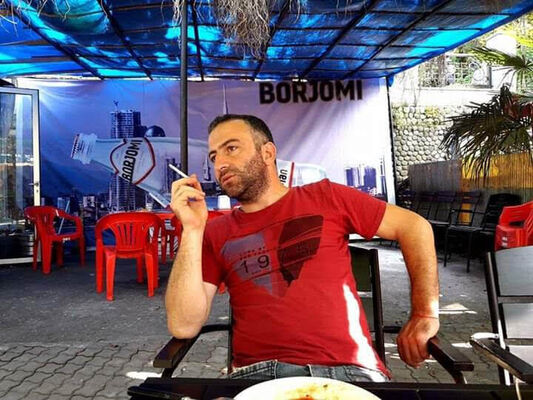  ,   Gio, 42 ,   ,   , c 