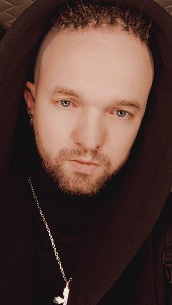  ,   Maxim, 37 ,   , 