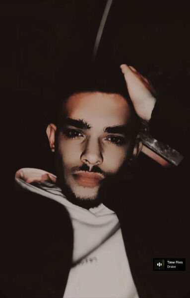  ,   ׸, 23 ,   ,   