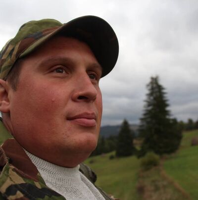  ,   Ruslan, 45 ,  