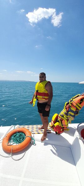  ,   Alexander, 32 ,   ,   