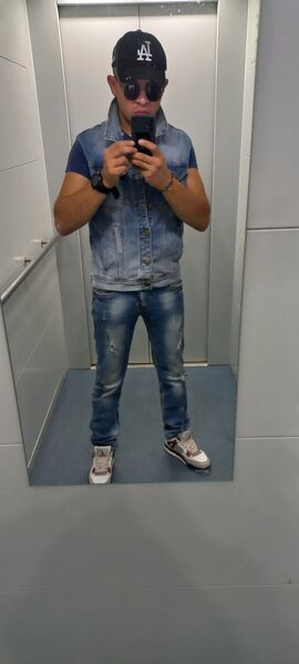  ,   Rustam, 31 ,   ,   , c 