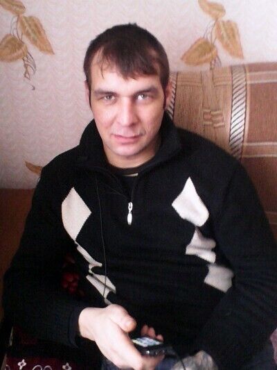  21300146  Ivan, 38 ,    