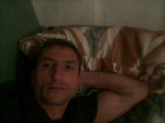  -,   Artur, 38 ,   