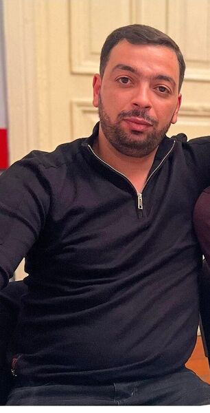  -,   , 32 ,   ,   