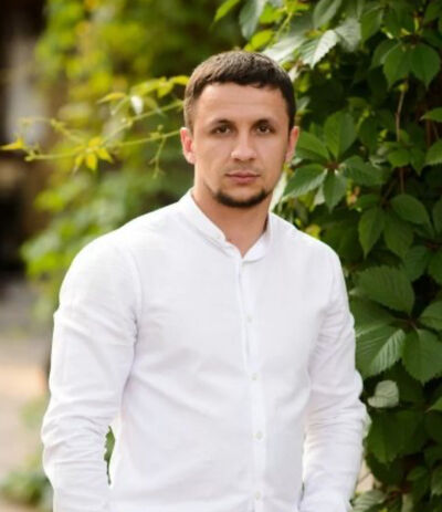  ,   Yevgen, 43 ,   ,   