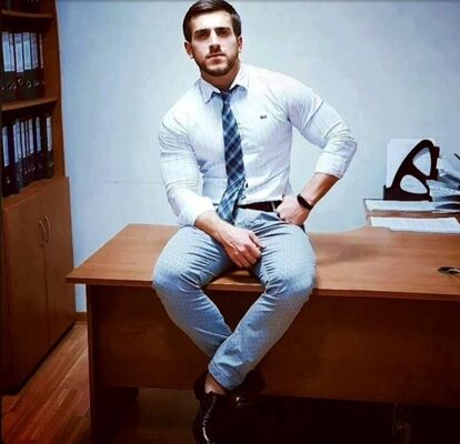  ,   Enzo, 31 ,   , 