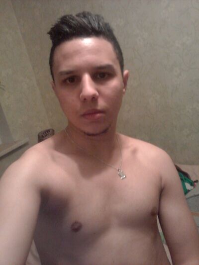  ,   Mehdi, 32 ,   , 
