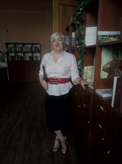  ,   Nina, 54 ,     , c 