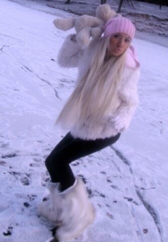  ,   Maria1994, 33 ,  