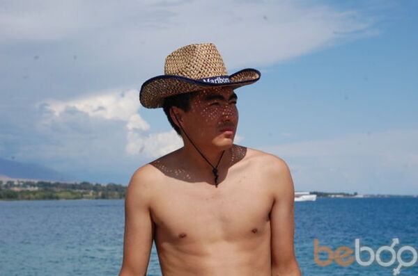  ,   Emir, 40 ,  
