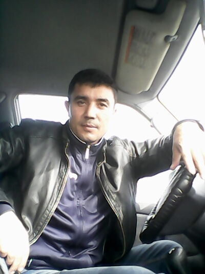  ,   Bek, 43 ,  