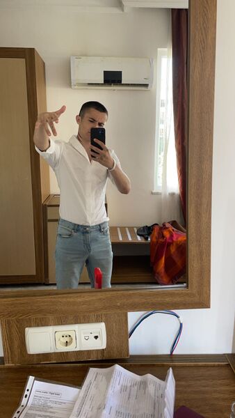  ,   Erik, 22 ,   ,   