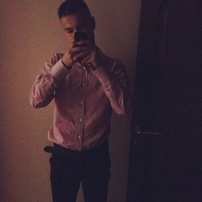  -,   Arthur, 27 ,   