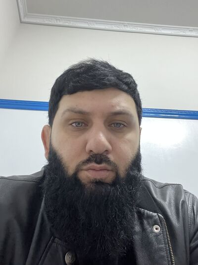  ,   Ismail, 32 ,   