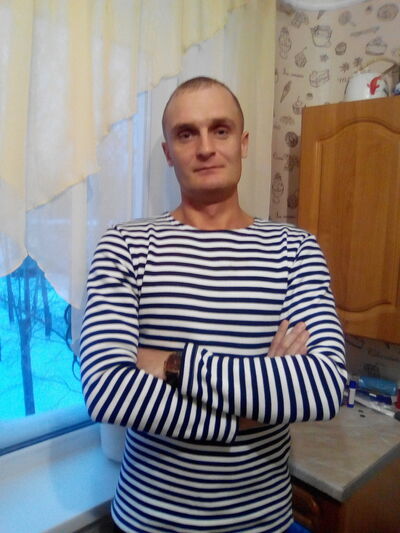  ,   Anton, 40 ,   ,   , c 