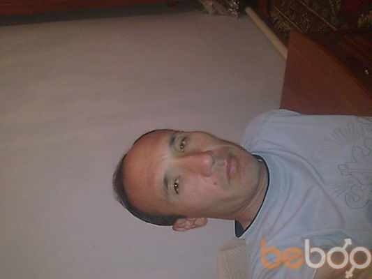  ,   Beken, 49 ,   , 