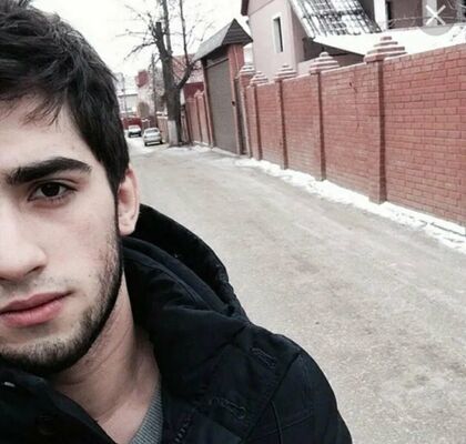  ,   Alan, 22 ,   ,   