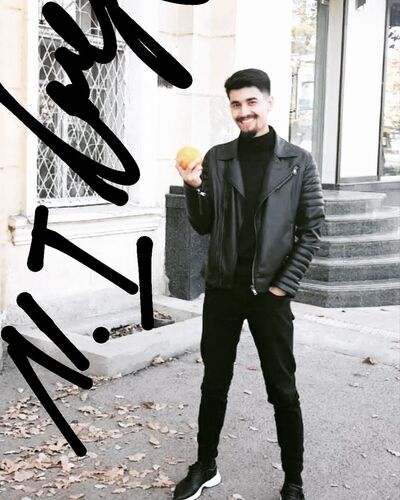  ,   Malik, 29 ,   ,   , c 