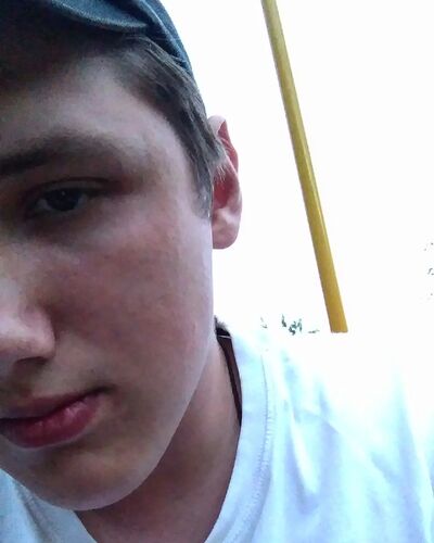  ,   Denis, 24 ,   ,   
