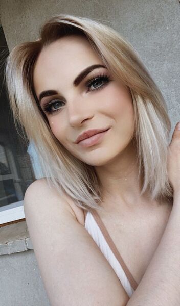  ,   Natalie, 25 ,  
