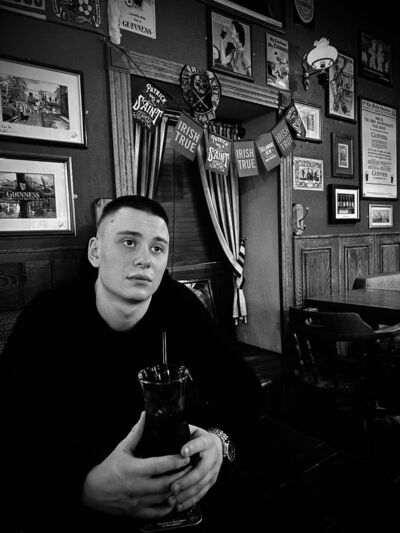  -,   Tommy, 22 ,   ,   , 