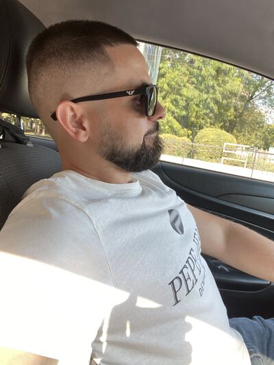  --,   Andrei, 37 ,   ,   