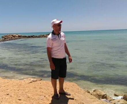 ���������� Tunis, ���� ������� Slim, 46 ���, ������������ ��� ����� � ���������, c�������� ���������, ���������