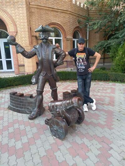  ,   Makc, 36 ,   ,   , c , 