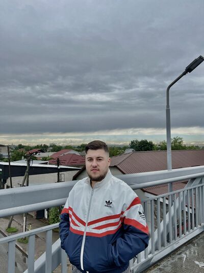  ,   Kapo, 24 ,   ,   